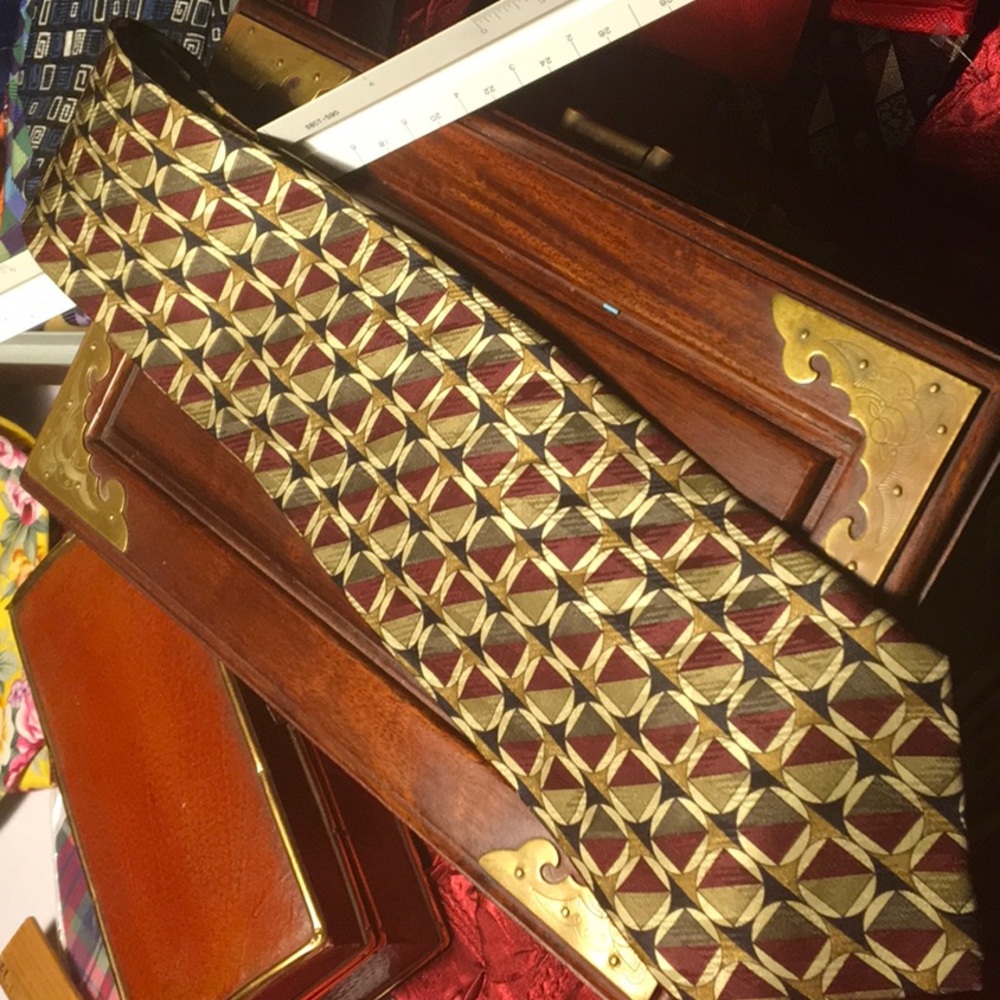 Robert Talbot Carter’s tie